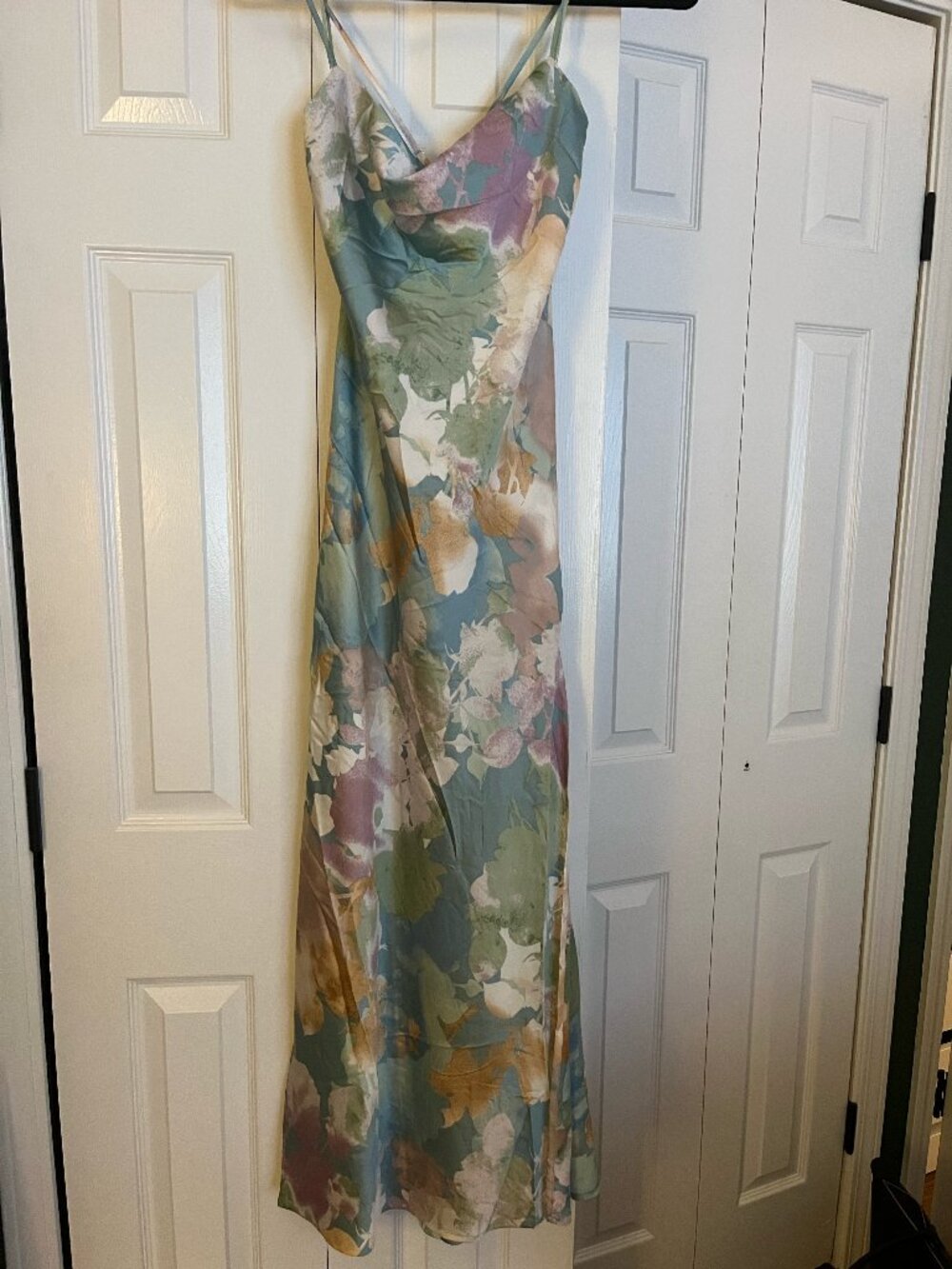 12th Tribe Natalia Pastel Floral Printed Maxi Dress - NWT! - Picture 2 of 4